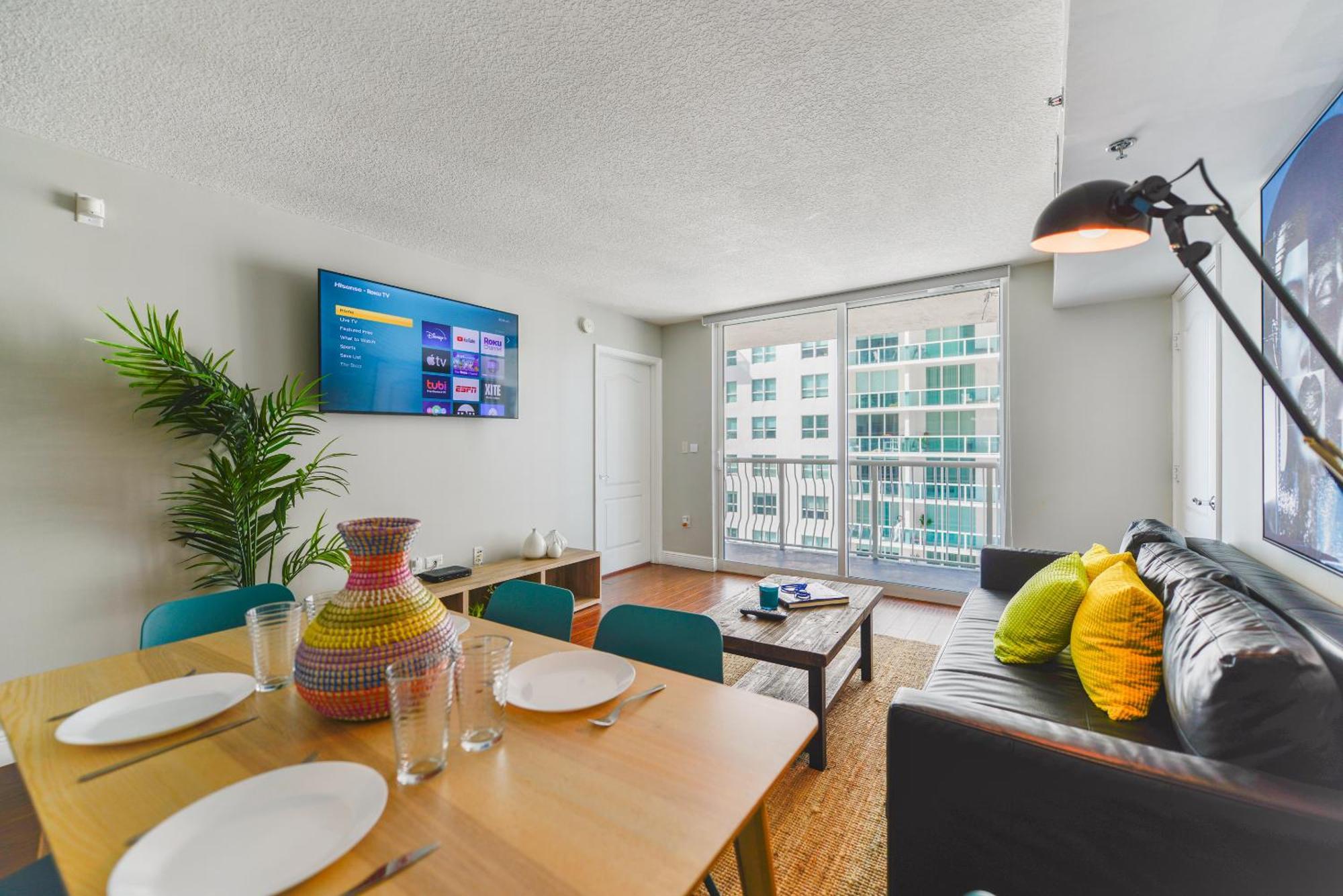 Amazing 3 Bedroom Condo At Brickell With Pool Miami Exteriör bild